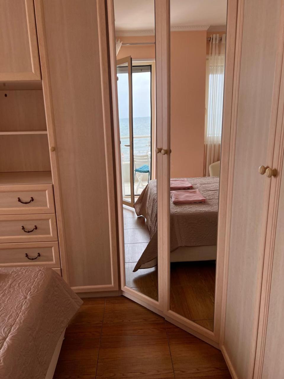 Sea View-Apartment On The Beach - Durrs2 Durres Exterior photo