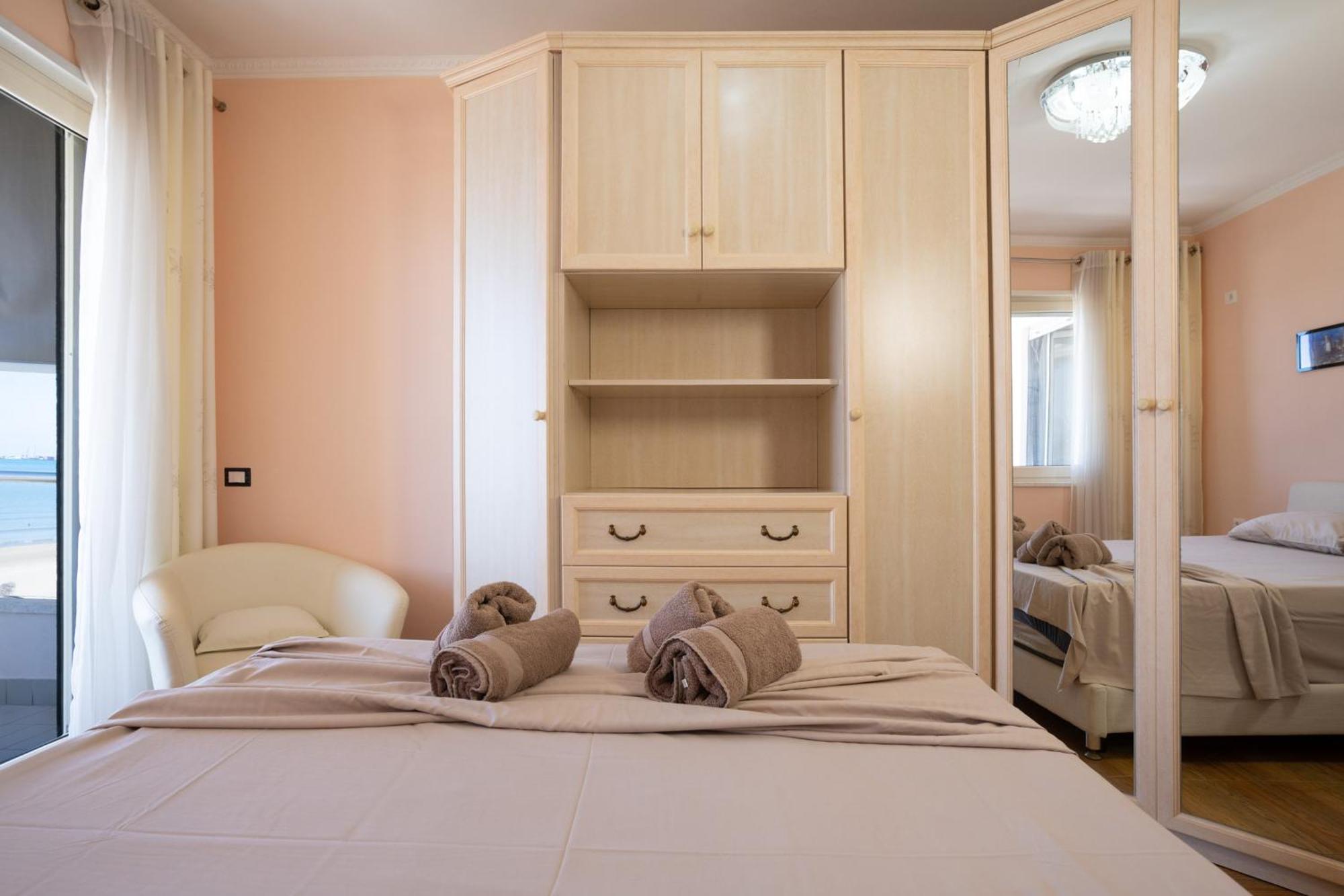 Sea View-Apartment On The Beach - Durrs2 Durres Exterior photo