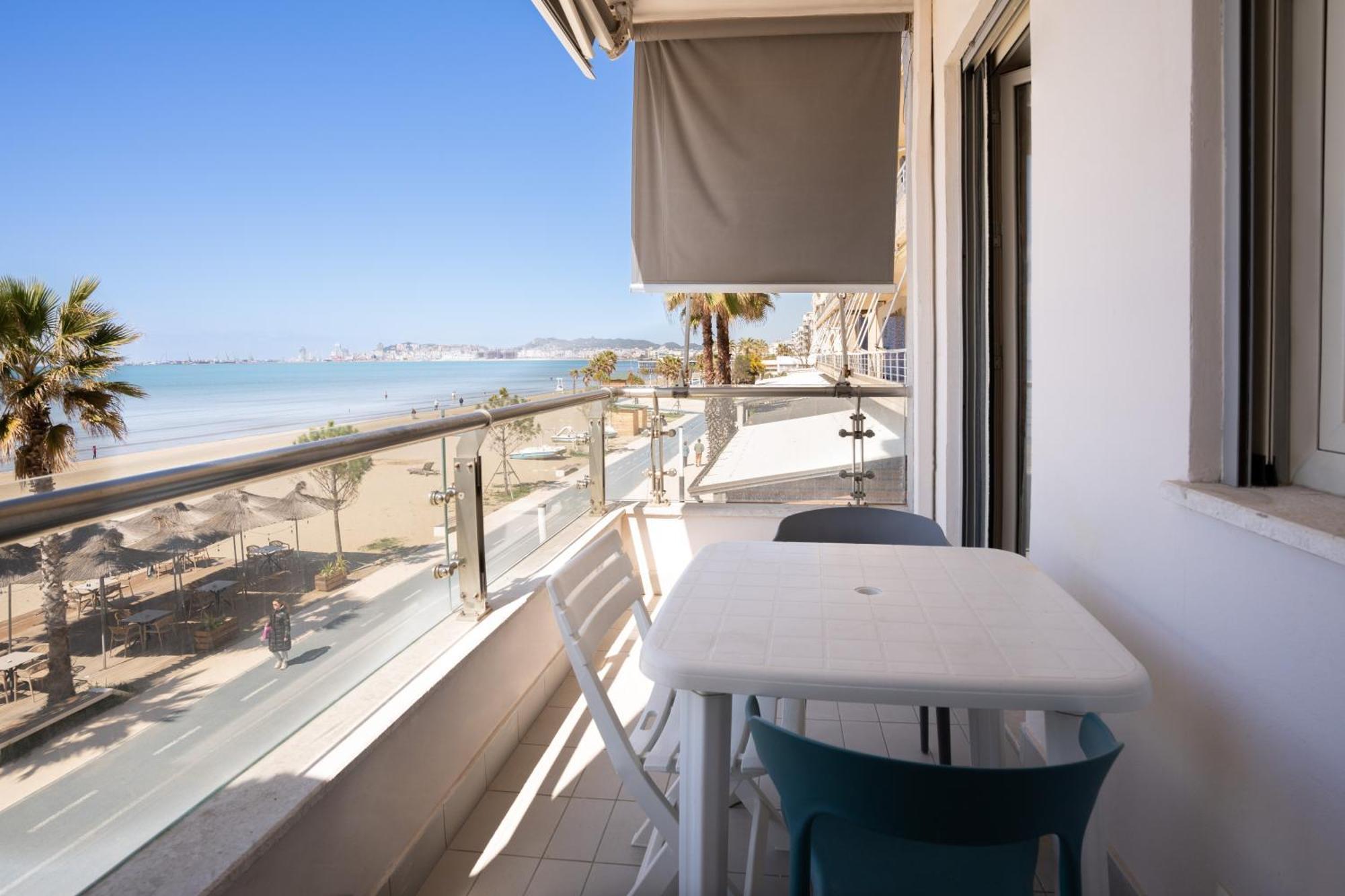 Sea View-Apartment On The Beach - Durrs2 Durres Exterior photo